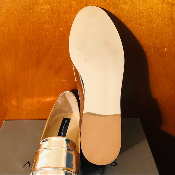 ❤️❤️ BNWOT Gorgeous Steven by Steve Madden Silver Loafers❤️❤️ - Picture 6 of 7